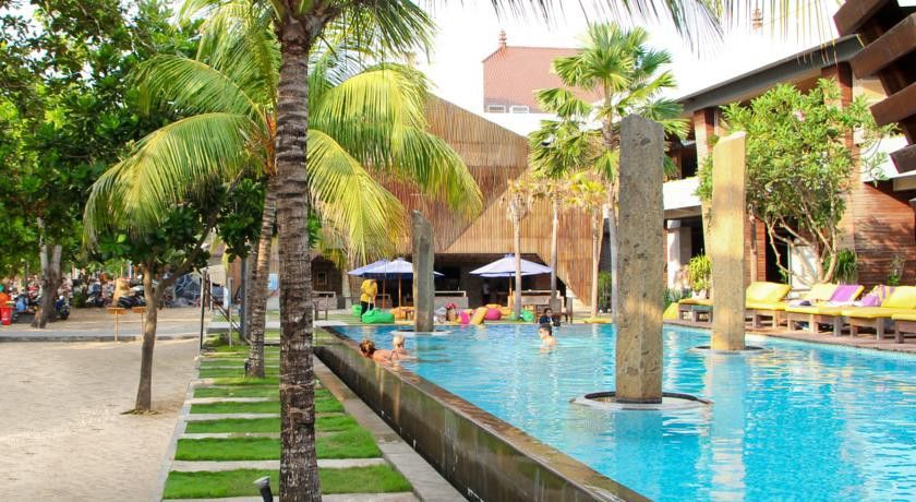 Truntum Kuta Bali Resort 4*