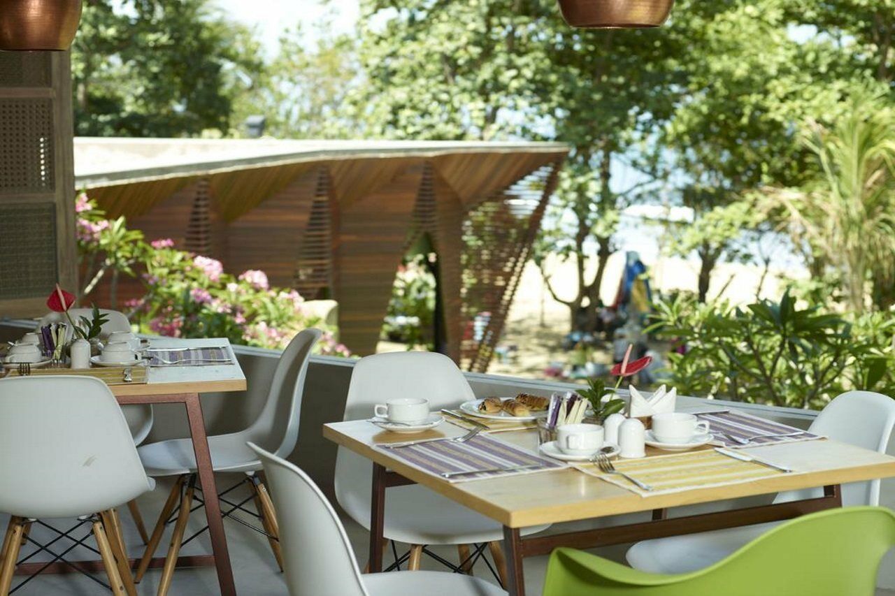Resort Truntum Kuta Bali 4*